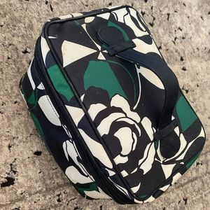 Vera Bradley Medium Makeup/Cosmetic Organizer Bag